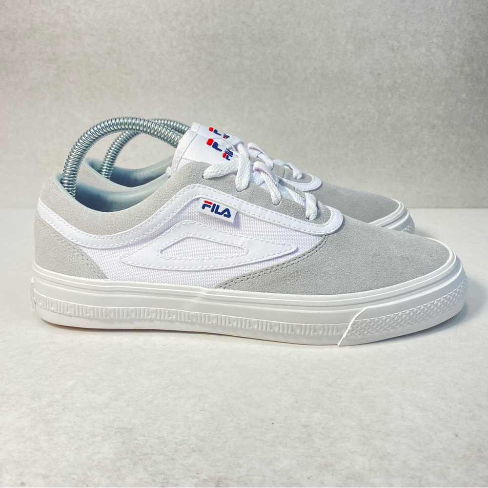 FILA  Boarder EX1 Suede Lace Up Low Top Grey Shoes Sneakers; Women’s Size 8.5